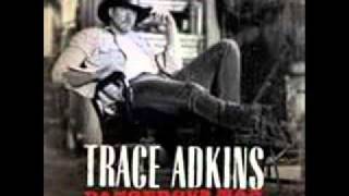 Trace Adkins whoop a man&#39;s ass