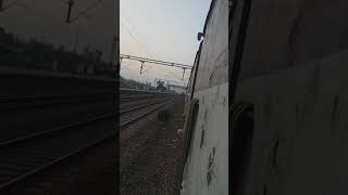 preview picture of video 'Lichchivi overtaken by kanpur shatabdi'