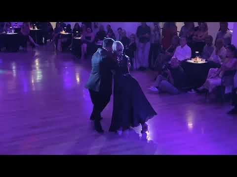 Alejandra Mantiñan y Alejandro Lazzaro -"El Olivo" - Orquesta Juan D'Arienzo