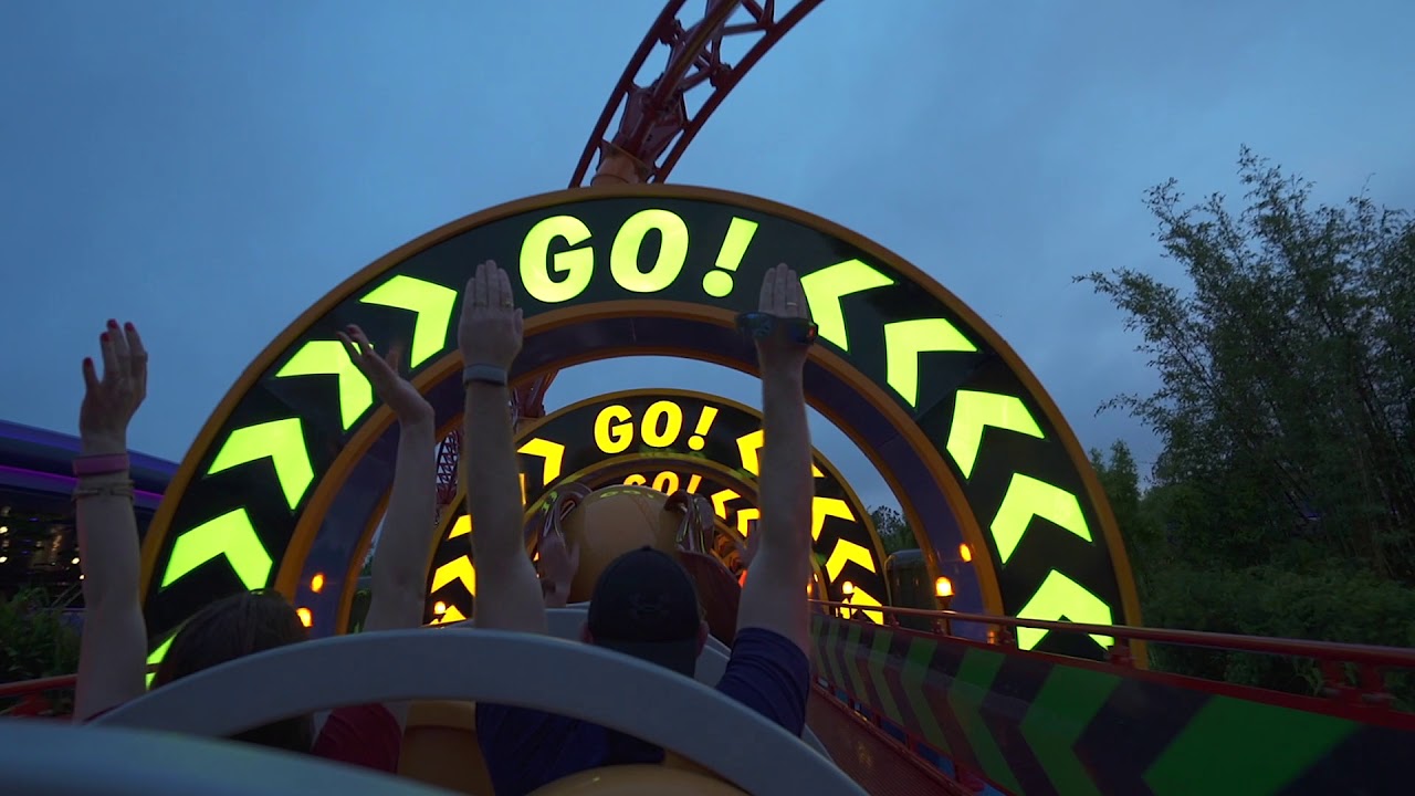 Slinky Dog Dash POV after-dark