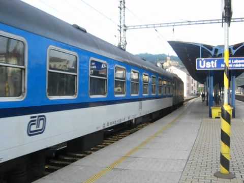 Příjezd vlaku R 775 Říp do stanice Ústí nad Labem hlavní nádraží