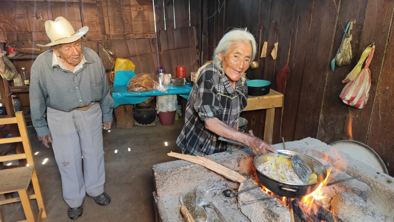 Ya no aguantamos a trabajar tenemos 91 años |Tío Faustino y Tía Julia.