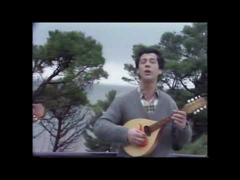 Kllapa e Ulqinit (Klapa Ulcinj) - Divojka je ruže brala