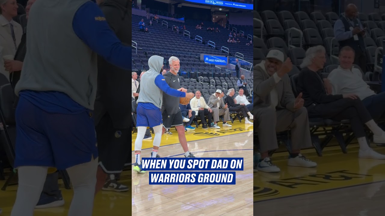 Stephen Curry Surprised by His Dad! 👋 | #shorts