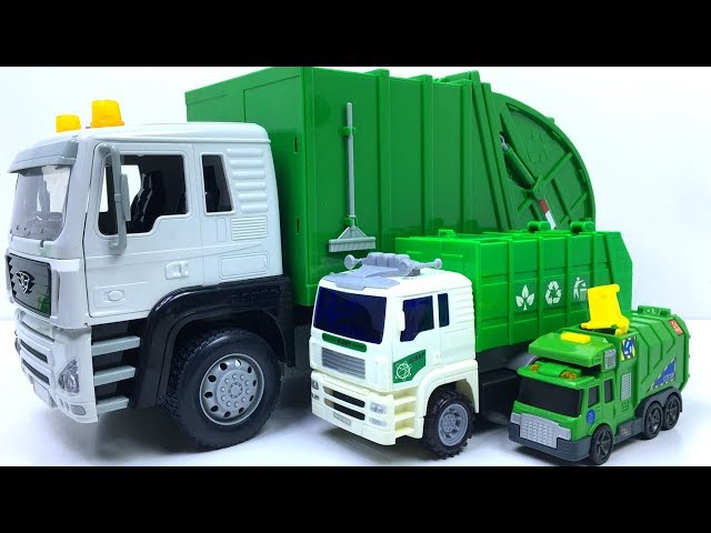 Vídeo relacionado con Dickie Toys Camión de Reciclaje, Recogida de basuras Efectos sonoros y luz de Aviso, 15 cm, portón Trasero con Mecanismo de Apertura, Recogida de basuras para niños a Partir de 3 años, Color Naranja