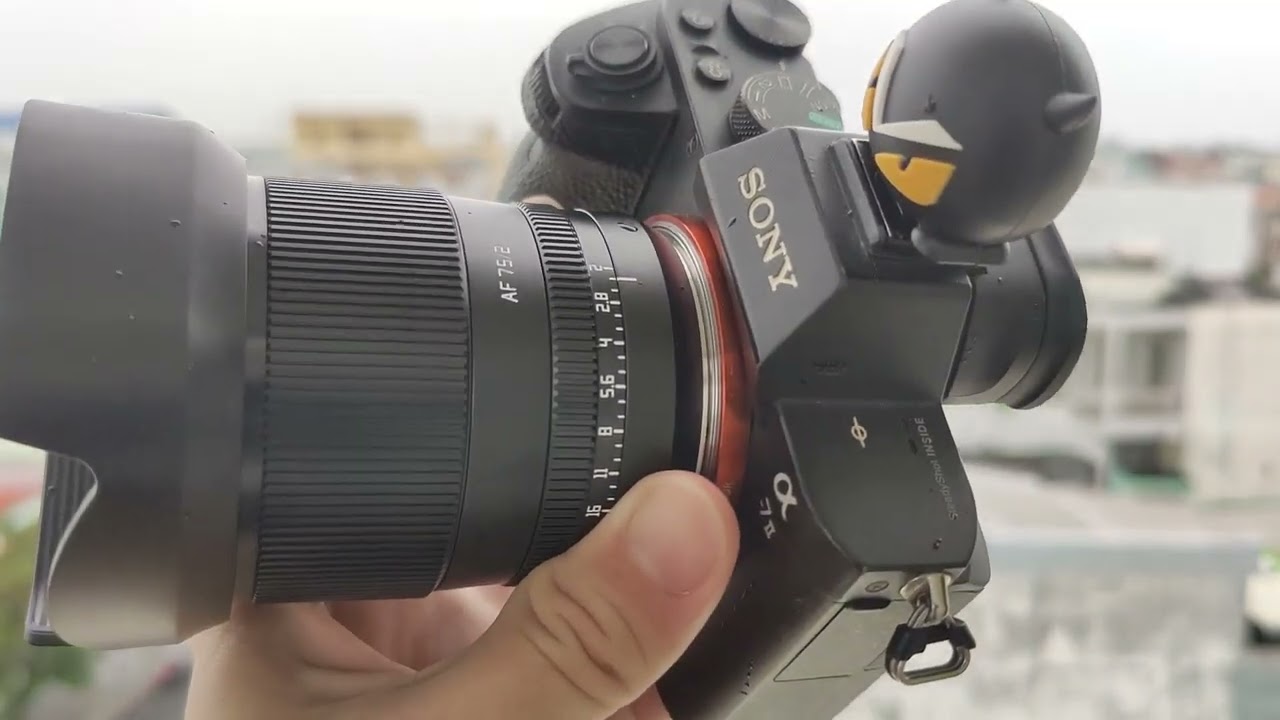 Video Ống kính TTArtisan 75mm F2 AF Full-Frame và Crop APS-C