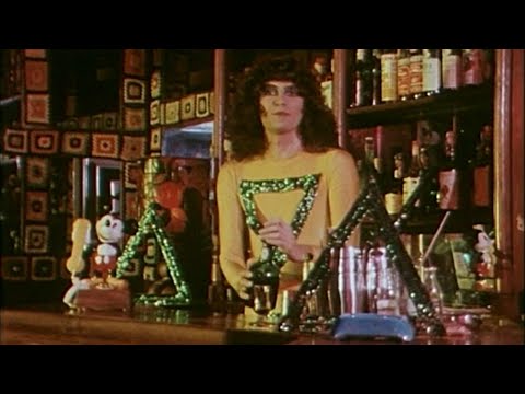 Renato Zero canta Il triangolo nel 1978