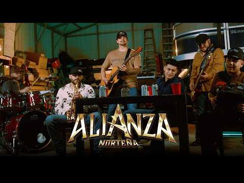 La Alianza Norteña - Bebo Pa' Olvidar (Video Oficial)