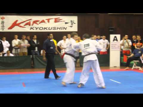 Михайлов Александр. 3 бой. 28 Чемпионат Европы по Киокушинкай Каратэ.