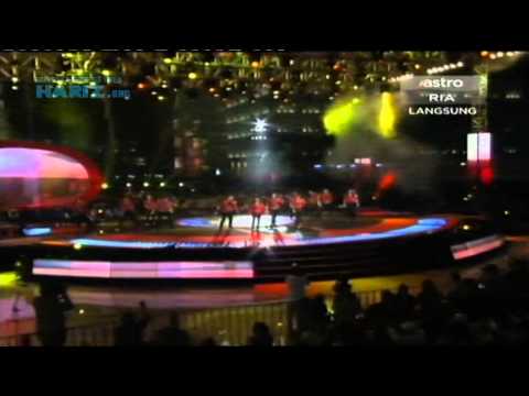 Akademi Fantasia 9 (Akademi Fantasia Terakhir) [Konsert Akhir] Pelajar AF9 - Menuju Puncak - Part 16