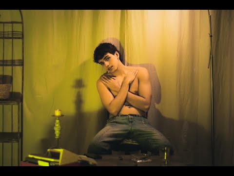 Emyl Rusev - Si pudiera (visualizer)