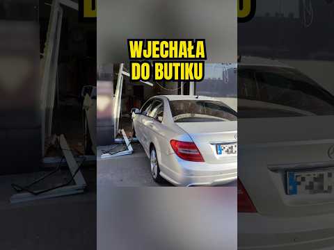 55-latka wjechała mercedesem do sklepu z ubraniami #witkowo #gniezno #policja #piracidrogowi