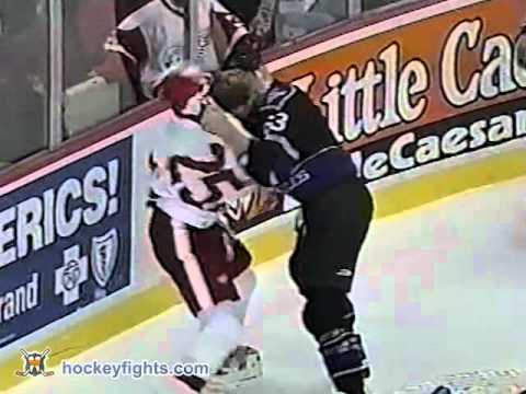 Brad Norton vs Darren McCarty Oct 23, 2002