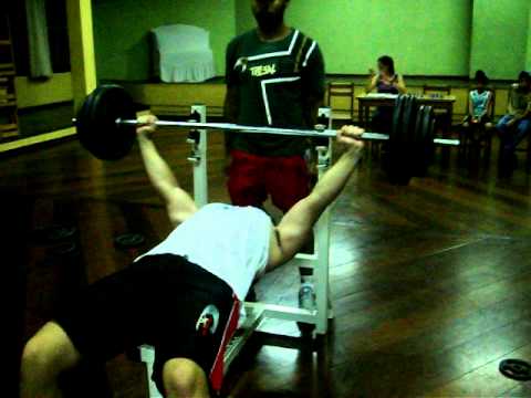 campeonato de supino 134kg