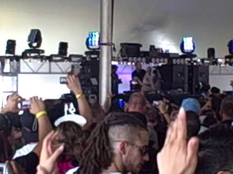 Chris Lake with Sound of Violence Remix at Electric Zoo, New York.  9/5/2009
