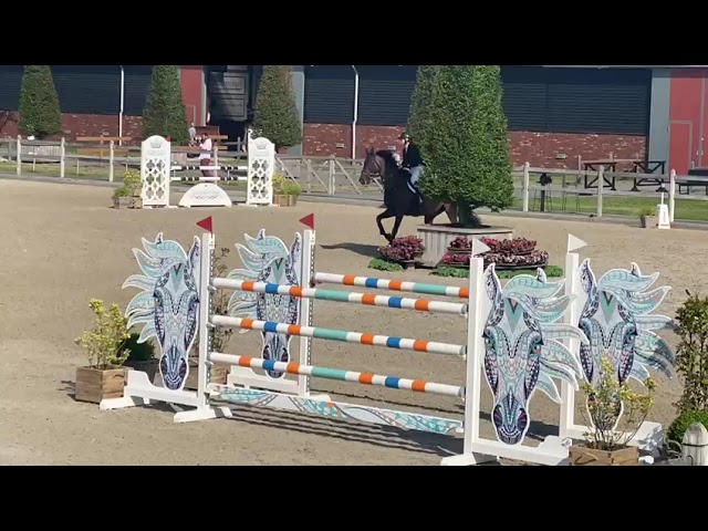 Nelly de Jolie 1m30 course