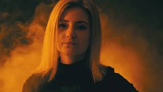 Das Video zu 'DANGER' (jetzt ansehen) Das Video zu 'DANGER' (jetzt ansehen)