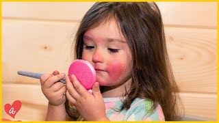 Download lagu MEILANI'S EPIC MELTDOWNS | Jenni & Roger: Domesticated | Awestruck mp3
