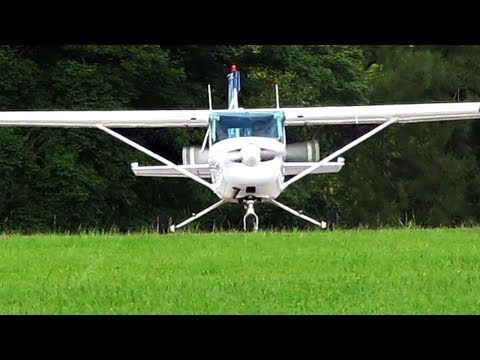 Cessna 152 Takeoff | Student Pilot | セスナ152 | ססנה 152 | سيس١٥٢ Video