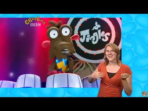 CBeebies | Sign Zone: Space Pirates - S01 Episode 6 (Music for a Trip to Space)