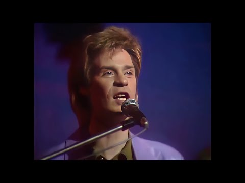 𝐃𝐚𝐫𝐲𝐥 𝐇𝐚𝐥𝐥 & 𝐉𝐨𝐡𝐧 𝐎𝐚𝐭𝐞𝐬 - 𝐊𝐢𝐬𝐬 𝐎𝐧 𝐌𝐲 𝐋𝐢𝐬𝐭 - 𝐎𝐟𝐟𝐢𝐜𝐢𝐚𝐥 𝐕𝐢𝐝𝐞𝐨 - 𝟒𝐊 𝐑𝐞𝐦𝐚𝐬𝐭𝐞𝐫𝐞𝐝