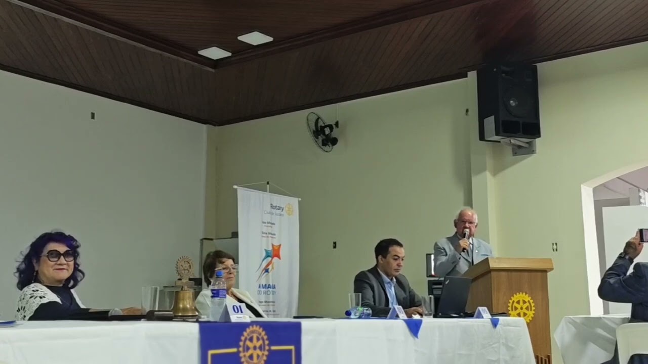 "Fórum de Serviços Profissionais no Rotary - Parte 1: A Prática Profissional com Integridade"