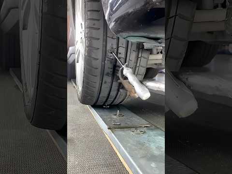 구멍이 뚫려도 공기가 빠지지 않는 무적의 타이어