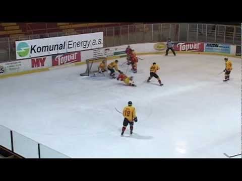 hokej: Topoľčany - Senica  13.11.2011