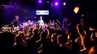 the bouncing souls - lean on sheena (avoid one thing cover) [live]