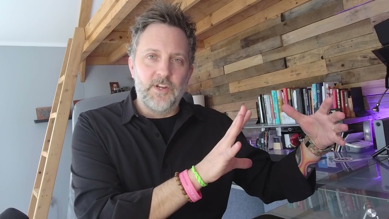 How to Become a Marketing Consultant: What Kind of Salary to Expect?