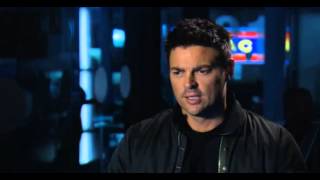 Karl Urban talks about "Almost Human" (Spanish Subs)