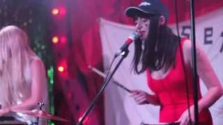 Ravioli Me Away - One Kiss