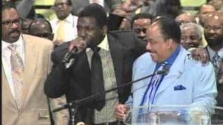 Praise Break COGIC AIM 2012 IYD President Linwood Dillard & Citadel Band in Birmingham, AL