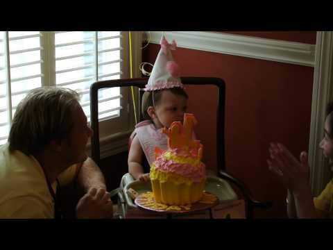 HAPPY BIRTHDAY LAYLA, it's cake time!  Make a wish, Layla!  - 1 Year