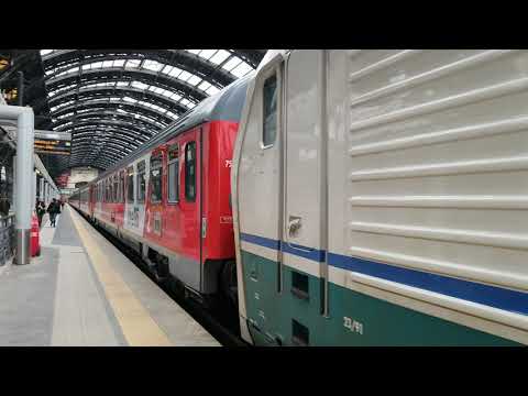 UltraHD 4K E402B-180 with train Thello EC 159 Milano-Marseile