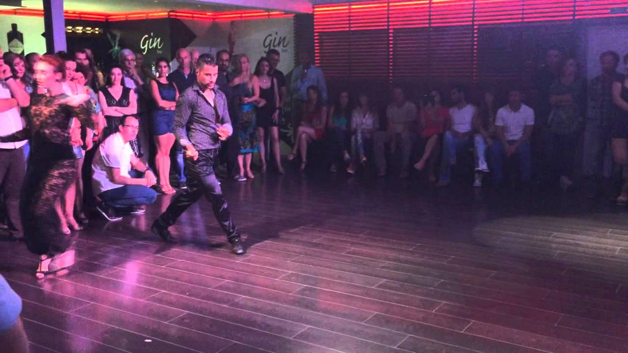 José Fernandez y Martina Waldman - Muxima Bar - Tango