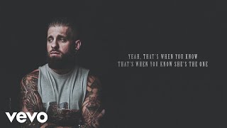 Brantley Gilbert - She&#39;s The One (Lyric Video)