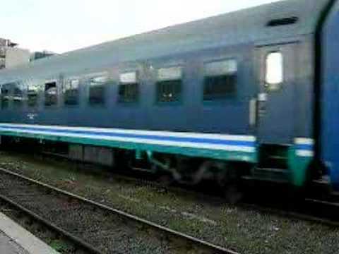 EN.234 Lupus con vettura Corail delle Sncf