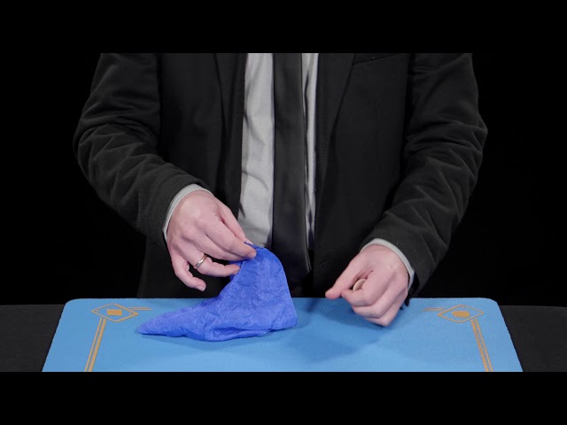 Vídeo relacionado con Geyoga 2 Pañuelos Mágicos de Cambio de Color Bufanda de Atrezzo Bufanda Mágica de Trucos Fáciles Accesorios de Trucos de Magia de Calle para Fiesta Cumpleaños, Azul Amarillo Rojo Verde