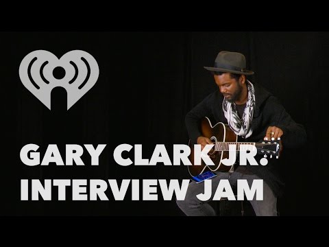 Gary Clark Jr Plays a Blues Guitar Solo + Interviews | Singerview