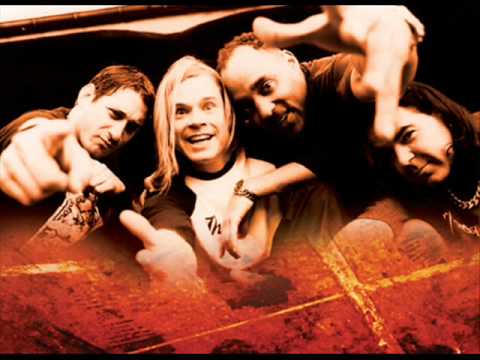 Tede feat Dog Eat Dog , CNE , John Connor - F-S Kickflip