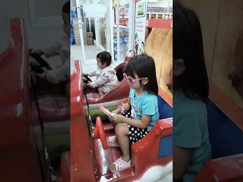 KESERUAN MAIN ODONG2 DI ALFAMIDI ‼️ Kaka ateefa & adek humaira