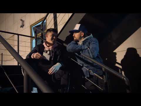 Che Lóng Prepares to Face El Espartano