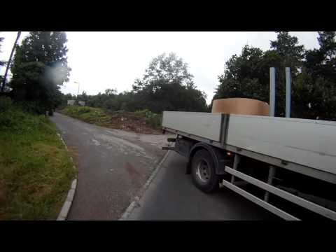 Lorry pulls out in front of me then apologises