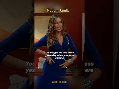 🎬 Modern Family ｜ Haley Judges Everyone’s Outfit 👗😆 | Fashion Critique Surprise