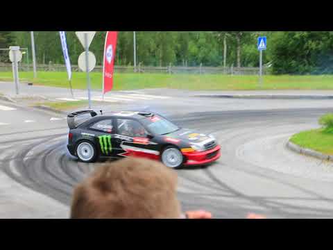 Oliver Solberg drifting Citroën Bardufoss sentrum 2018