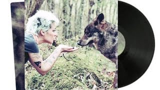 Vega lanza &quot;Treinta y Tantos&quot; y tracklist de &quot;Wolverines&quot;