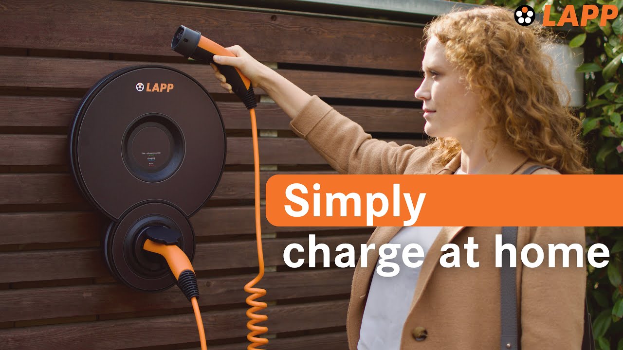 LAPP Mobility Câble de Charge de Type 2 11 KW/Câble spiralé / 20 A / 3  Phases/Câble de Charge pour Voiture électrique/Mode 3 / 5m : : Auto  et Moto