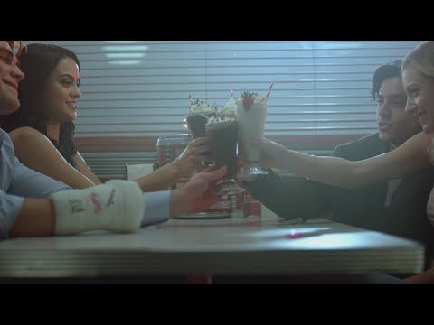 Alternate Bughead Varchie Ending | Deleted Scene Riverdale Season 1 Episode 13