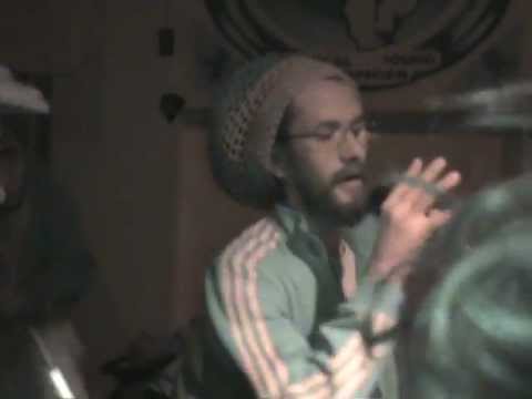 KING SHILOH SOUND SYSTEM ls DAN I @TPO Bologna 23/11/2012  [2/4]